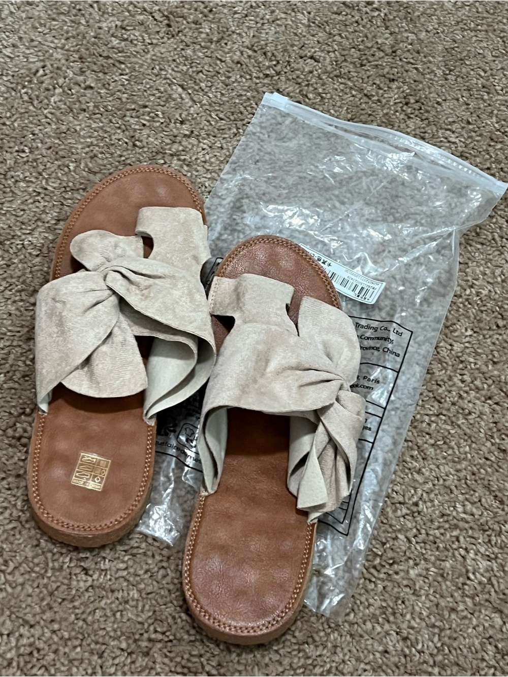 Beige Bow Knotted Suede Like Slide Sandals - Women - Picture 5 of 7
